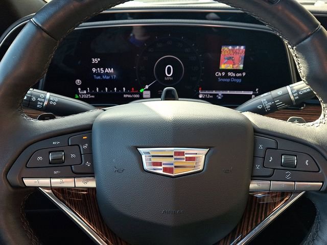 Used 2023 Cadillac Escalade Premium Luxury image 23