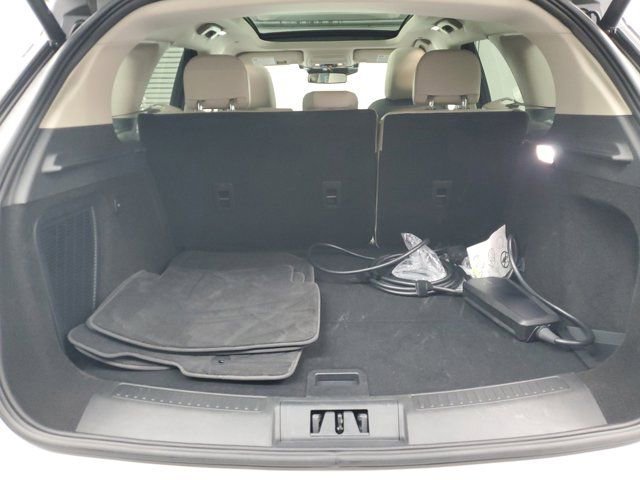 Used 2025 Lincoln Corsair Grand Touring image 8