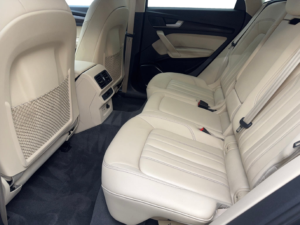 Used 2022 Audi Q5 2.0T Premium Plus w/ Premium Plus Package AWD/4WD image 36