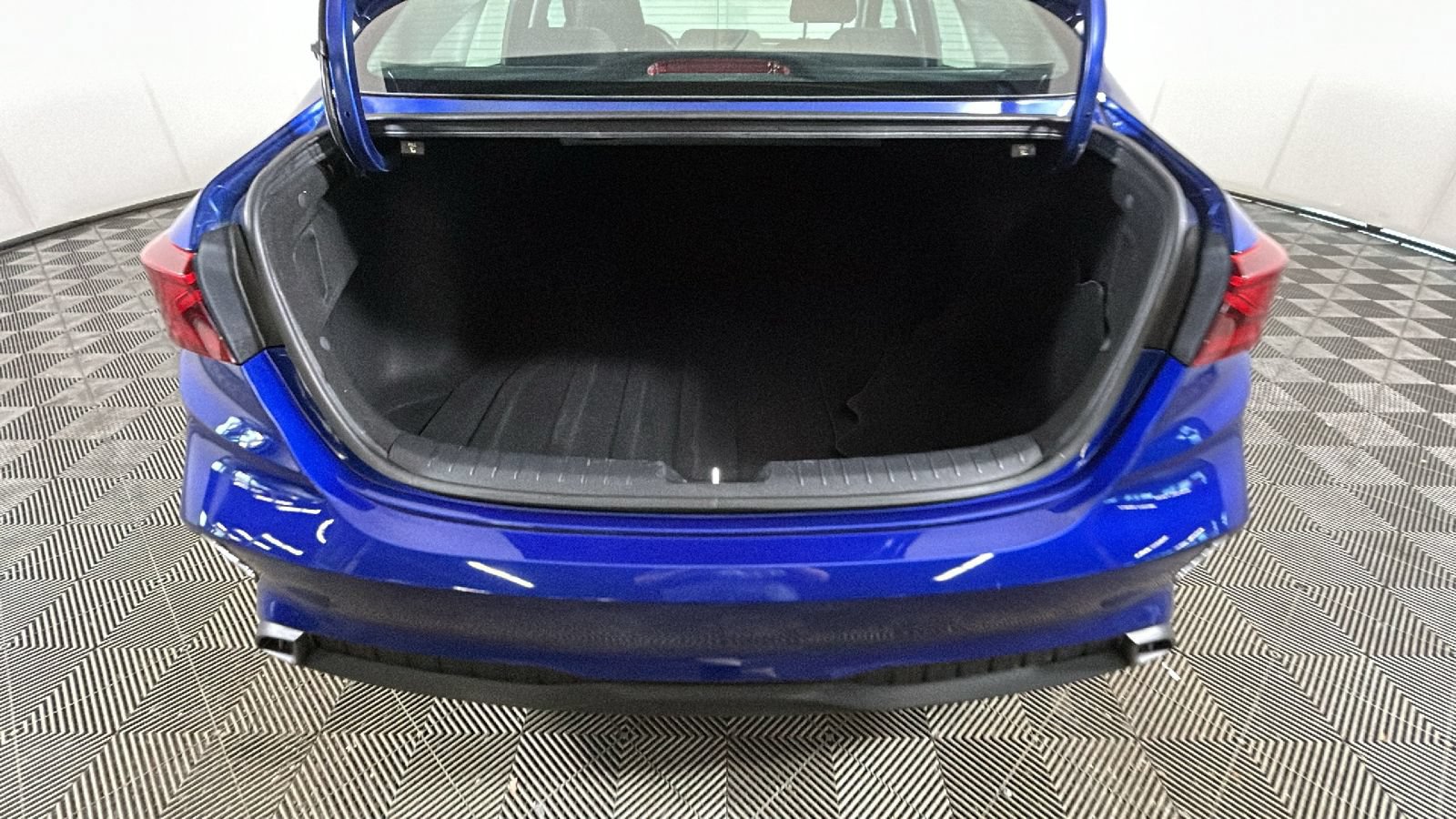 Used 2022 Kia Forte LXS FWD image 31