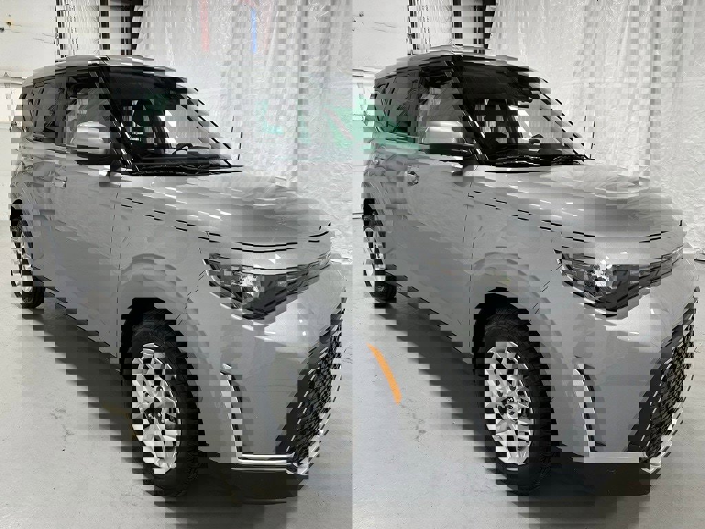 Used 2024 Kia Soul LX w/ Option Group 015