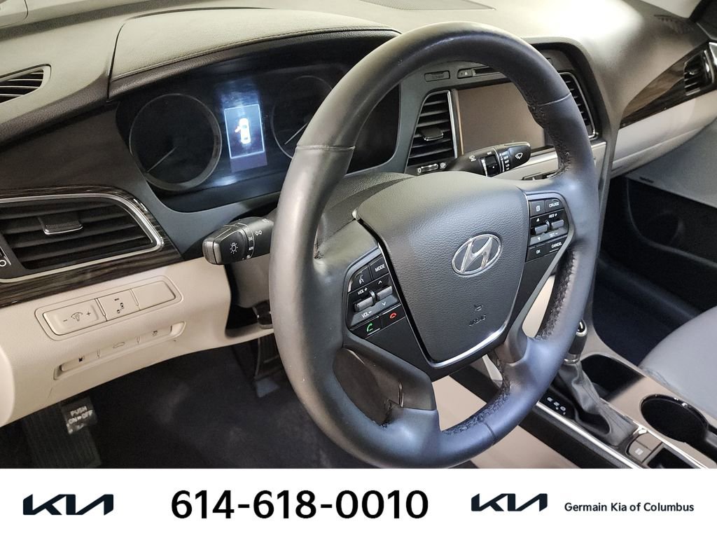 Used 2016 Hyundai Sonata Limited w/ Option Group 04 image 18