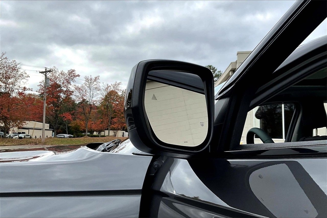 Certified 2024 Jeep Grand Cherokee Laredo X image 27