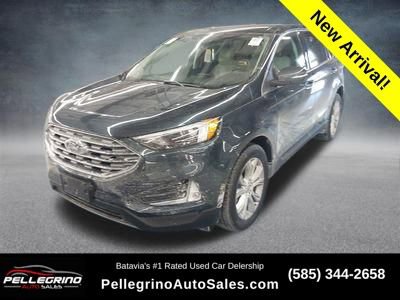 Used 2022 Ford Edge Titanium