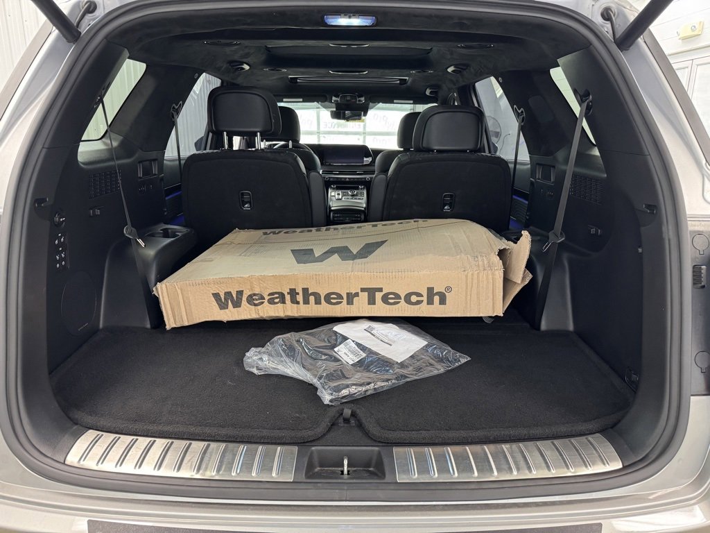 Used 2023 Hyundai Palisade Calligraphy image 25