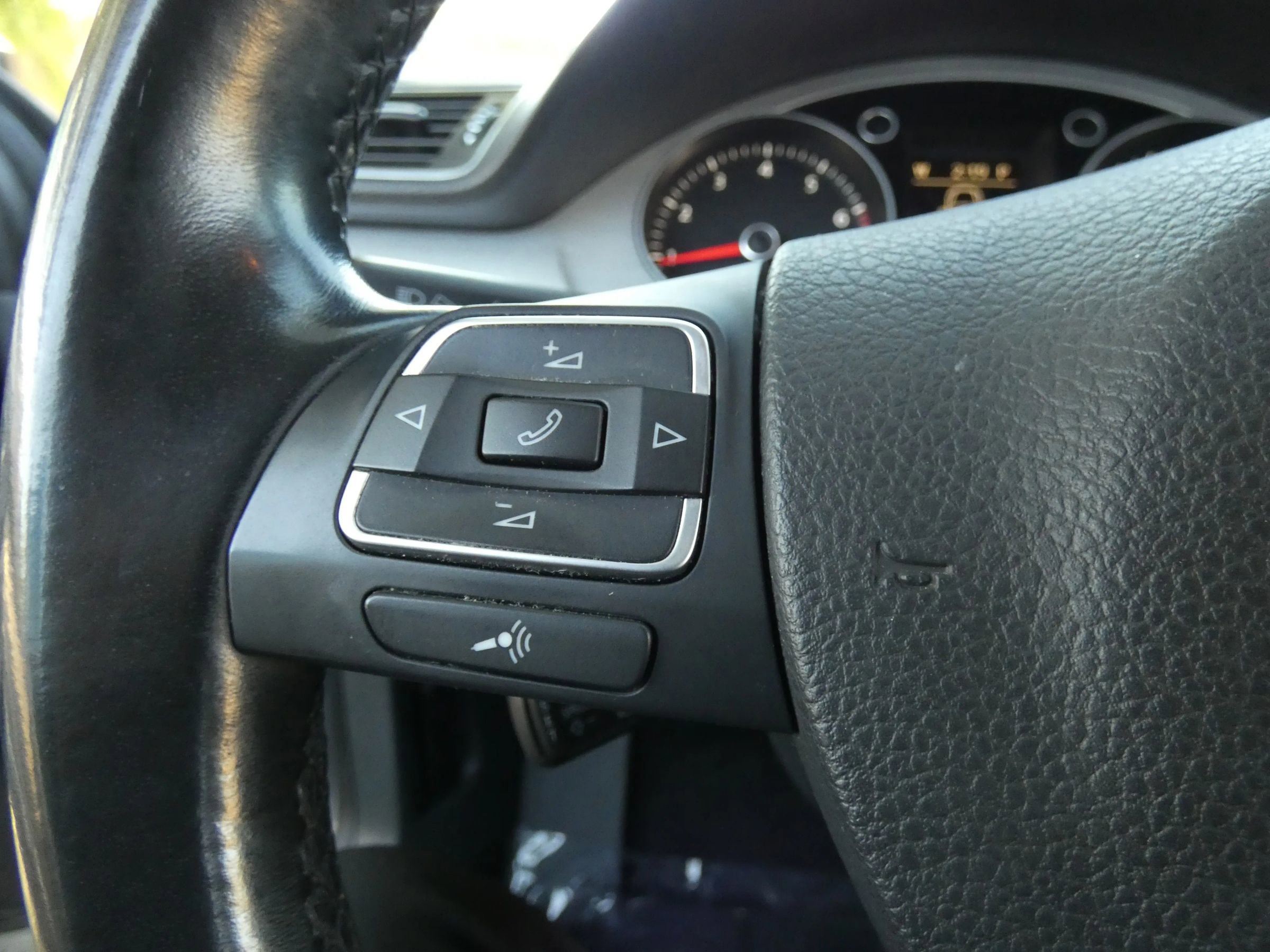 Used 2014 Volkswagen CC Sport image 74