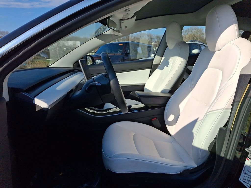 Used 2018 Tesla Model 3 Mid Range image 14