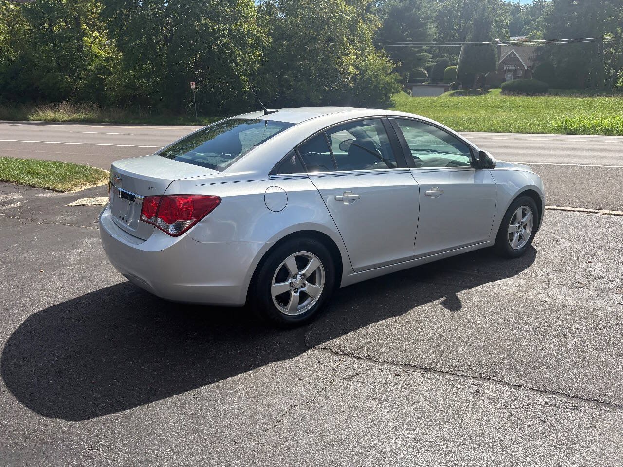 Used 2014 Chevrolet Cruze LT w/ All-Star Edition FWD image 2