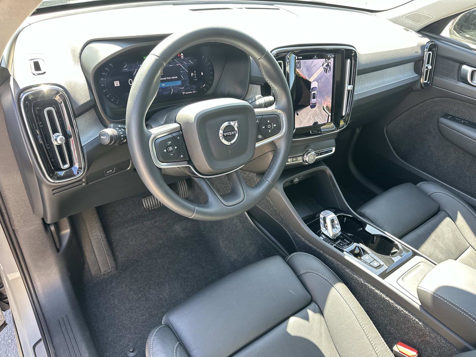 Certified 2026 Volvo XC40 B5 Plus w/ Protection Package Premier image 9