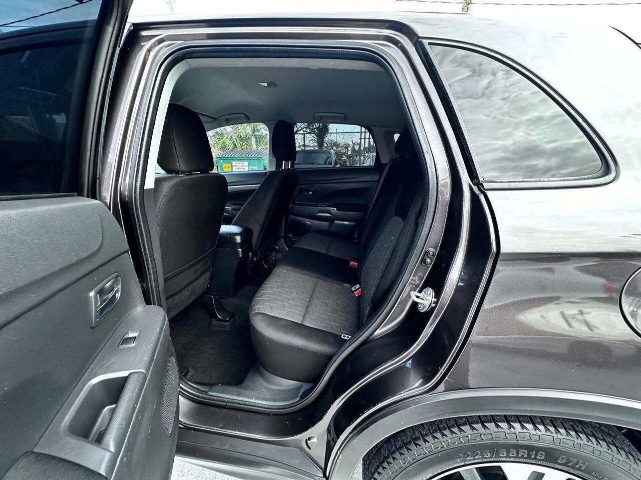 Used 2020 Mitsubishi Outlander Sport ES image 13