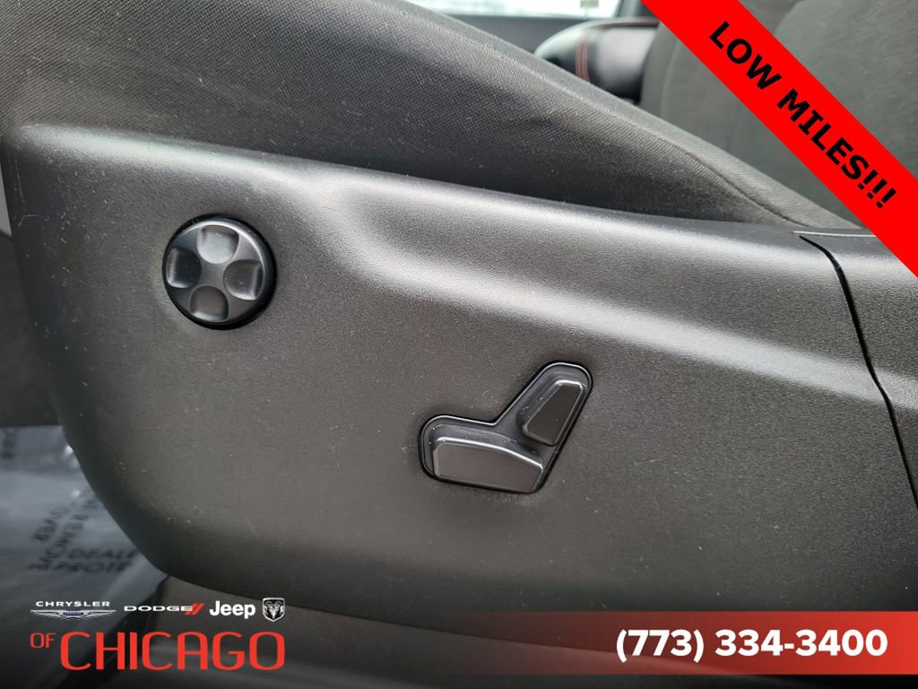 Certified 2025 Dodge Durango GT image 21