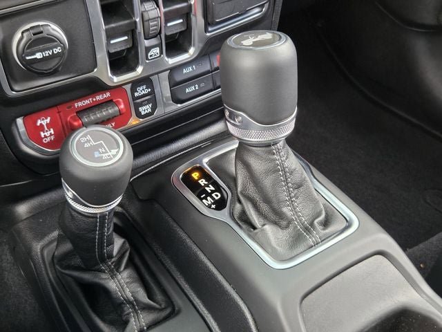 Used 2025 Jeep Wrangler Unlimited Rubicon w/ Safety Group AWD/4WD image 20