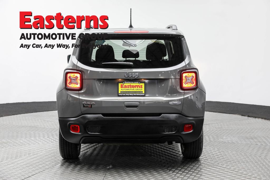 Used 2021 Jeep Renegade Latitude image 11