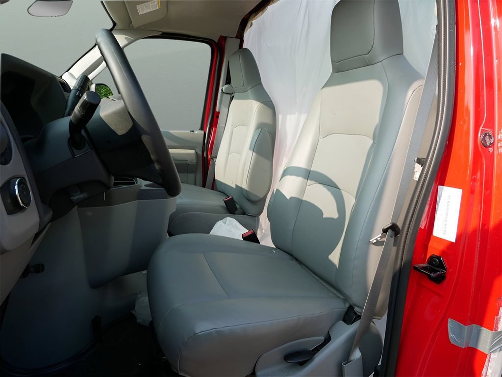 Used 2026 Ford E-450 and Econoline 450 Super Duty w/ Power Equipment Group RWD image 12