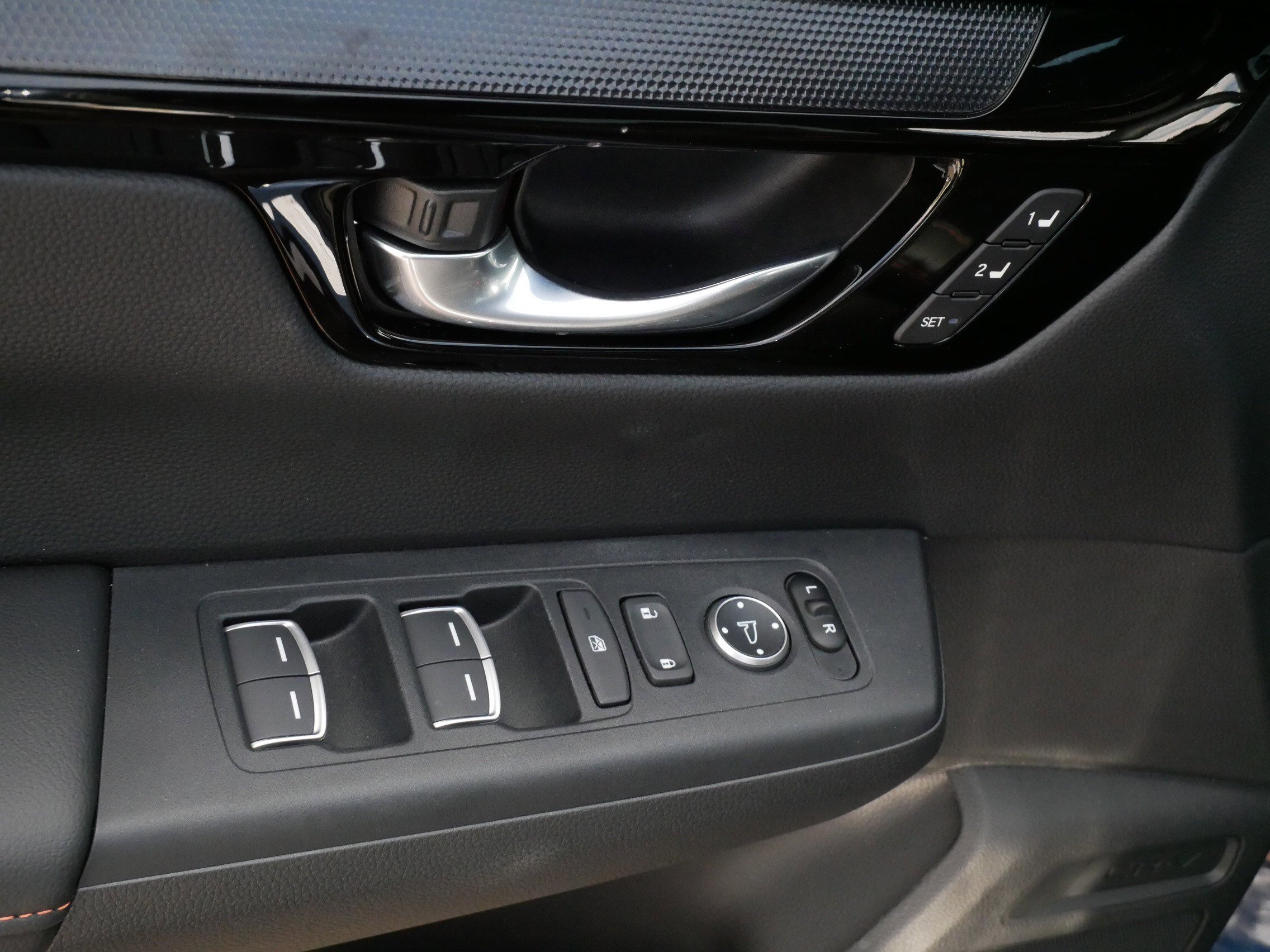 Certified 2026 Honda CR-V Sport Touring image 19