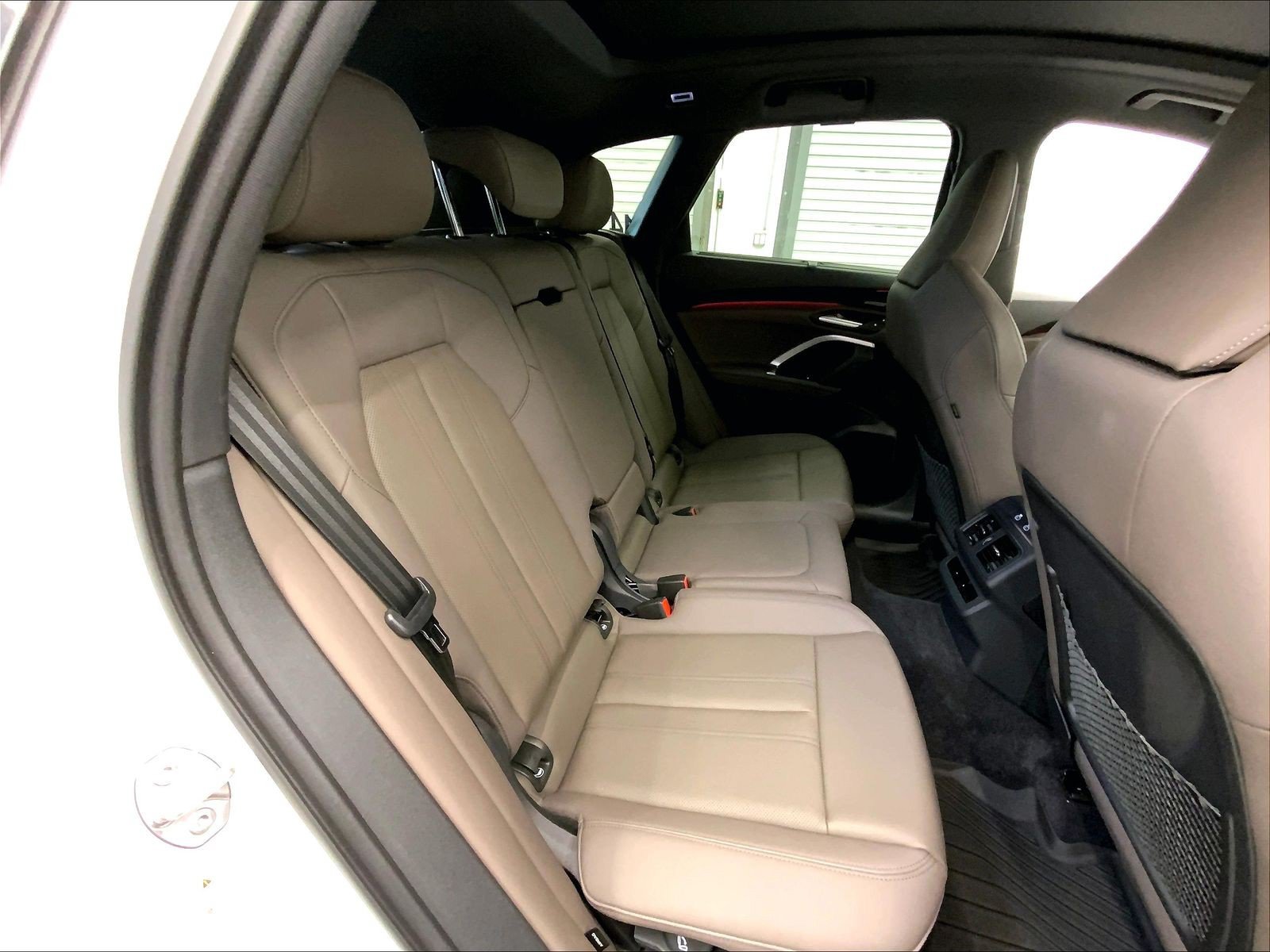 Used 2025 Audi Q5 Premium Plus w/ Premium Plus AWD/4WD image 18