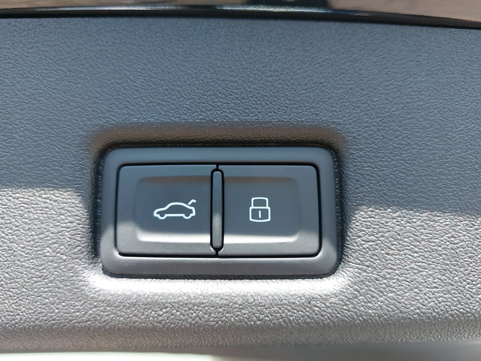 New 2026 Audi SQ5 Premium Plus AWD/4WD image 13