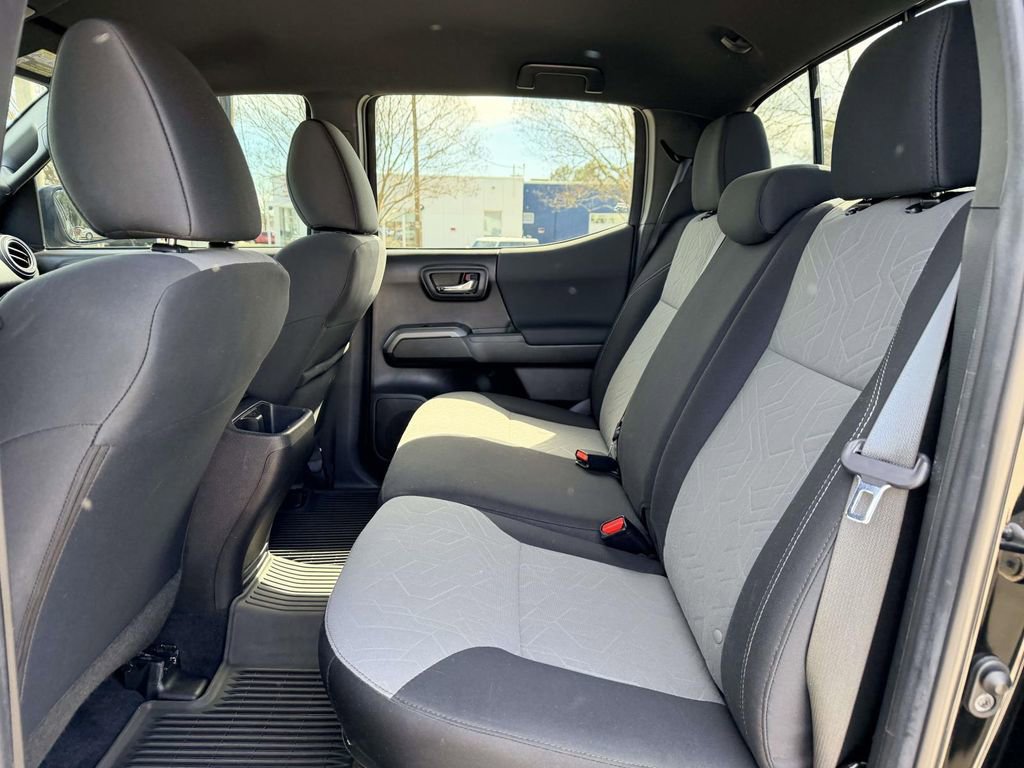 Used 2023 Toyota Tacoma TRD Off-Road w/ Advanced Technology Package image 16