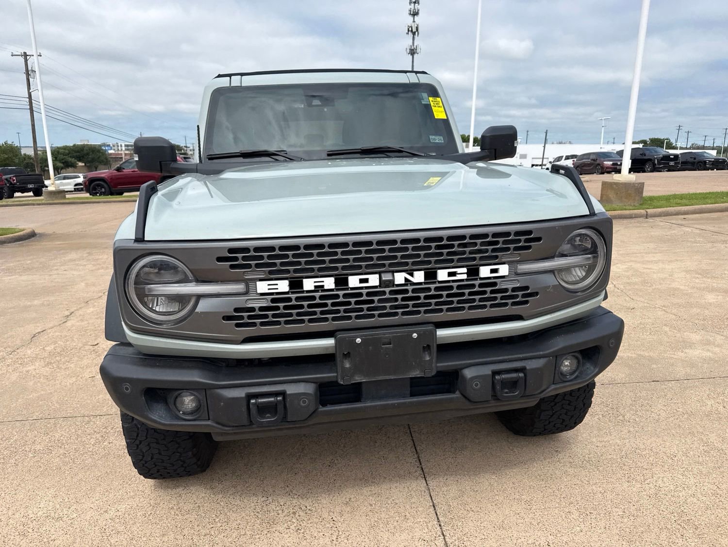 Used 2023 Ford Bronco Badlands AWD/4WD image 2