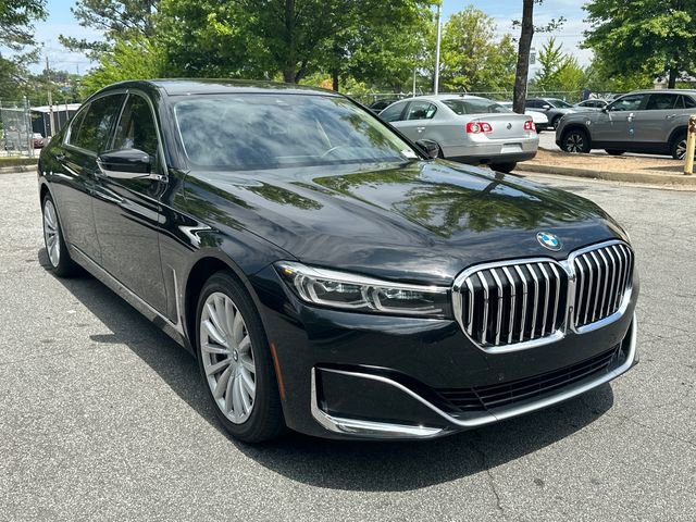 Used 2020 BMW 740i w/ Premium Package RWD image 3