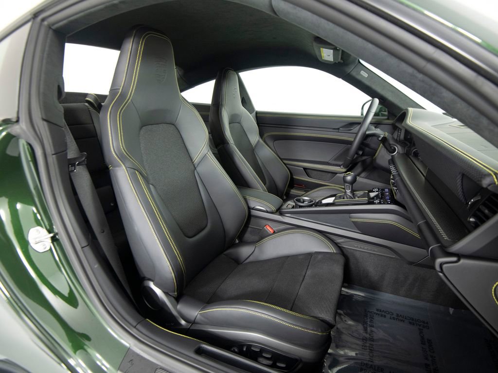 Certified 2025 Porsche 911 GT3 RWD image 35