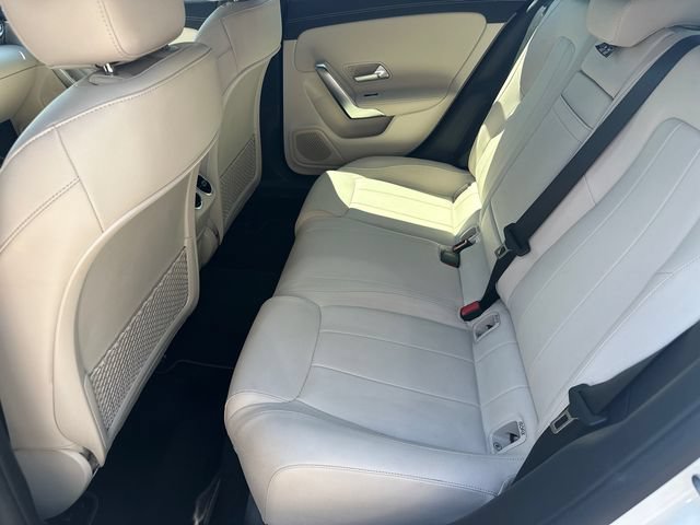 Used 2022 Mercedes-Benz CLA 250 image 21