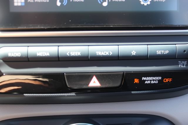 New 2026 Hyundai Venue SEL FWD image 19