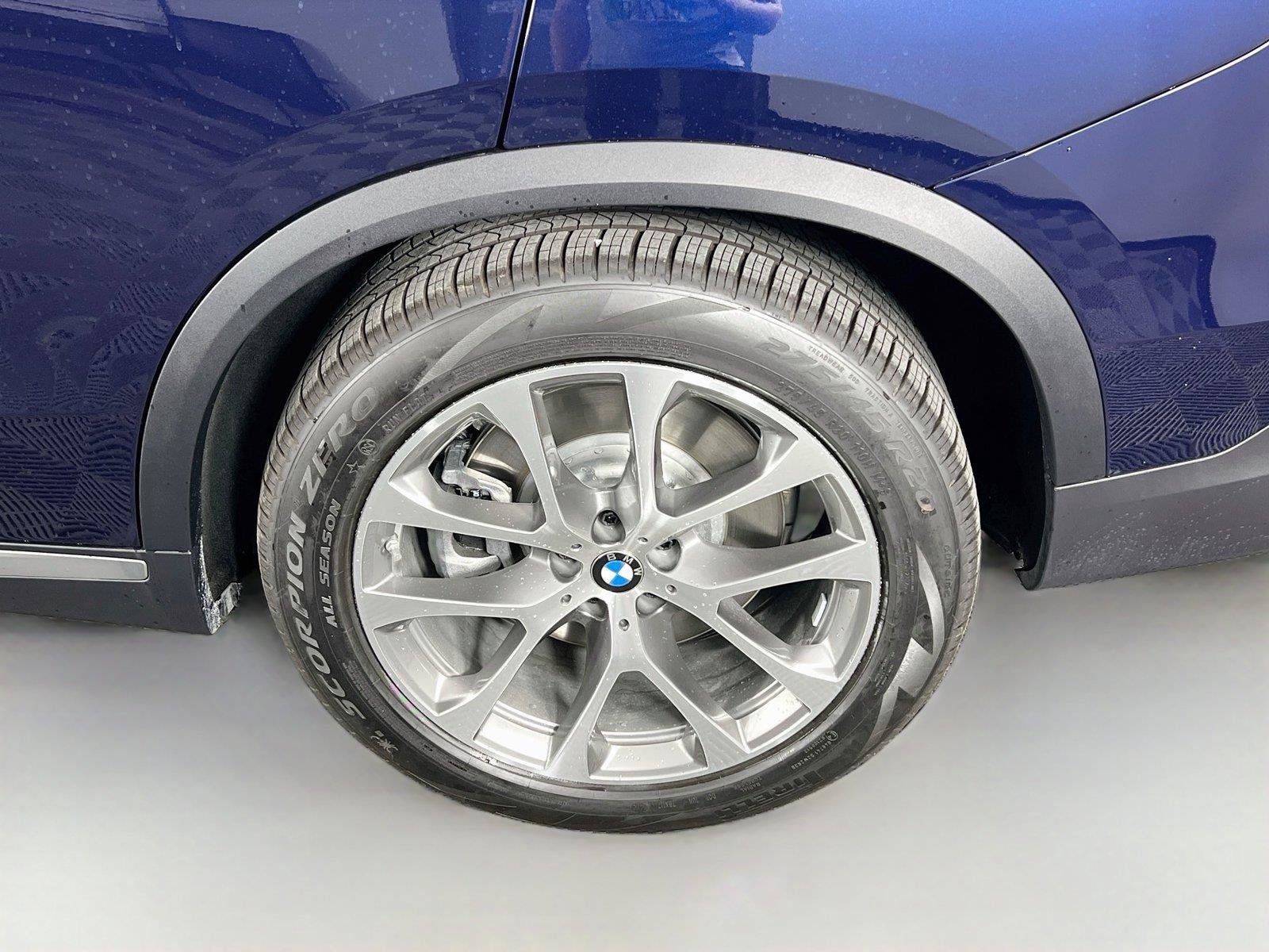 New 2026 BMW X5 xDrive50e w/ Climate Comfort Package AWD/4WD image 31