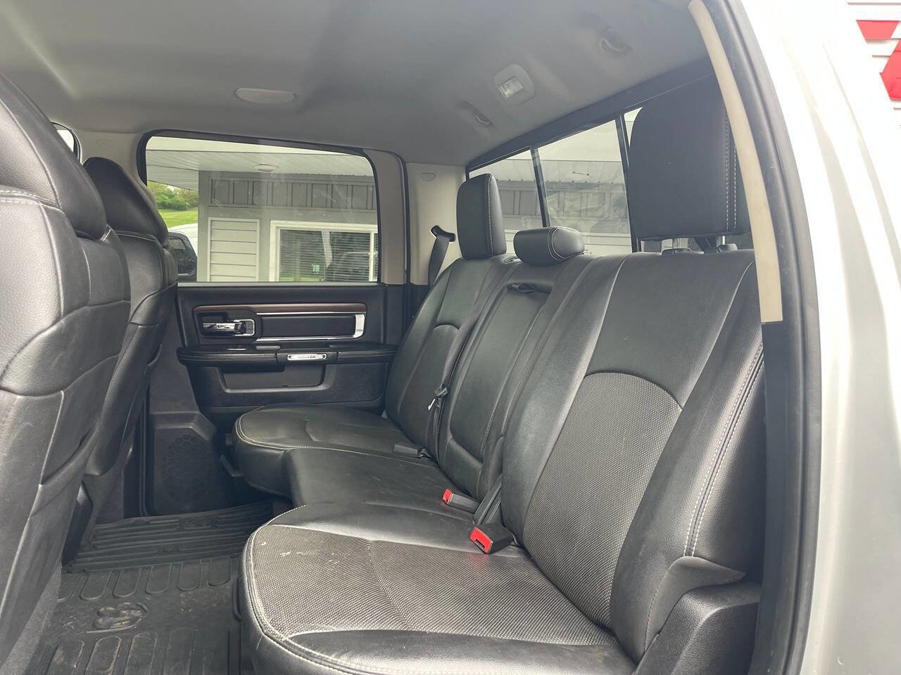 Used 2015 RAM 2500 Laramie w/ Protection Group AWD/4WD image 25