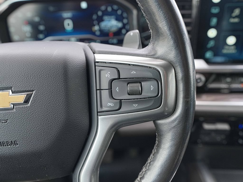 Used 2022 Chevrolet Silverado 1500 LTZ AWD/4WD image 36