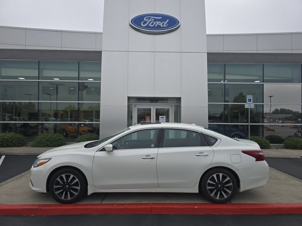 Used 2018 Nissan Altima 2.5 SV FWD 360° Tour