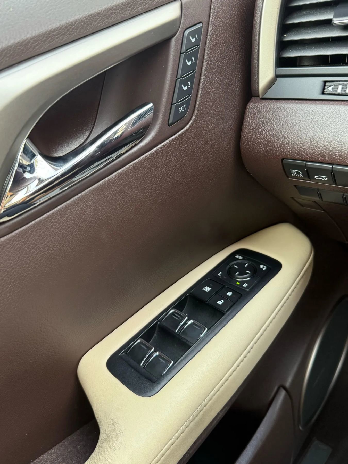 Used 2016 Lexus RX 350 FWD image 34