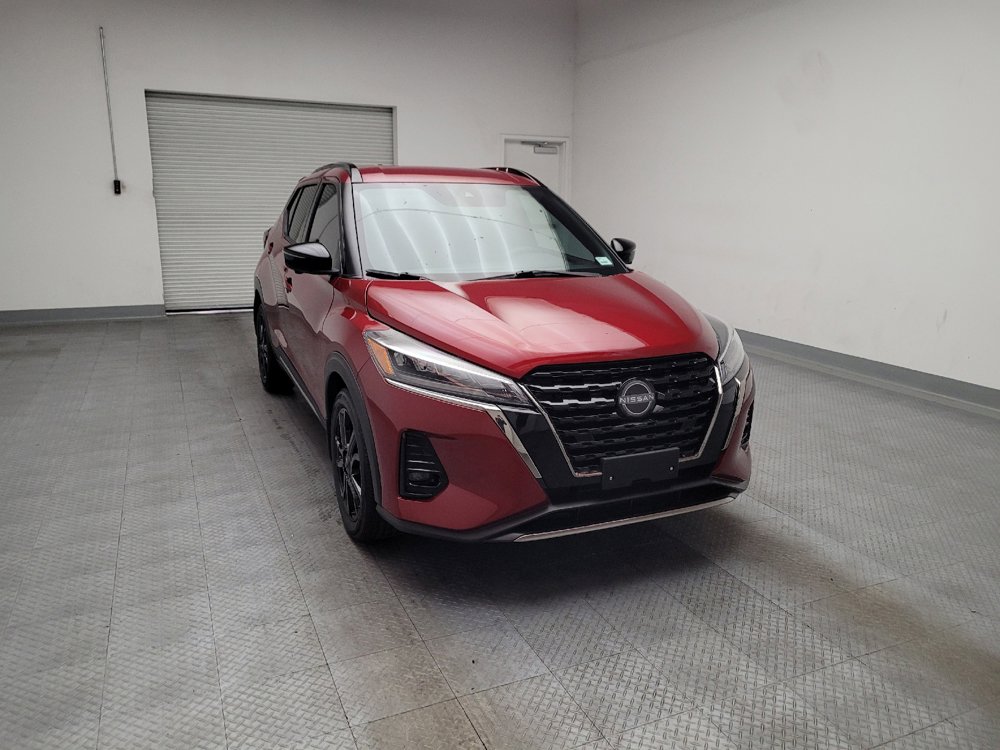 Used 2024 Nissan Kicks SR w/ SR Premium Package FWD image 14