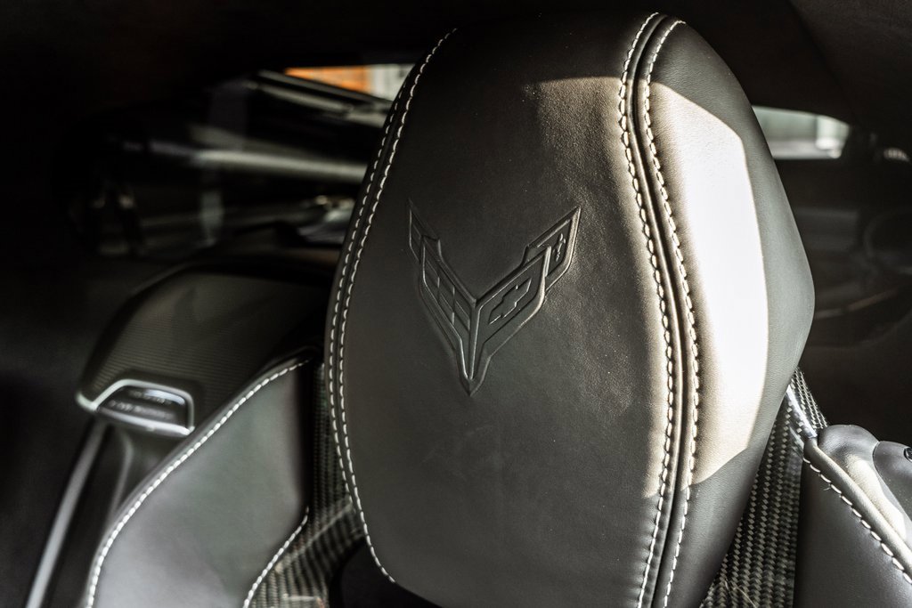 Used 2021 Chevrolet Corvette Stingray Premium Cpe w/ Z51 Performance Package image 7