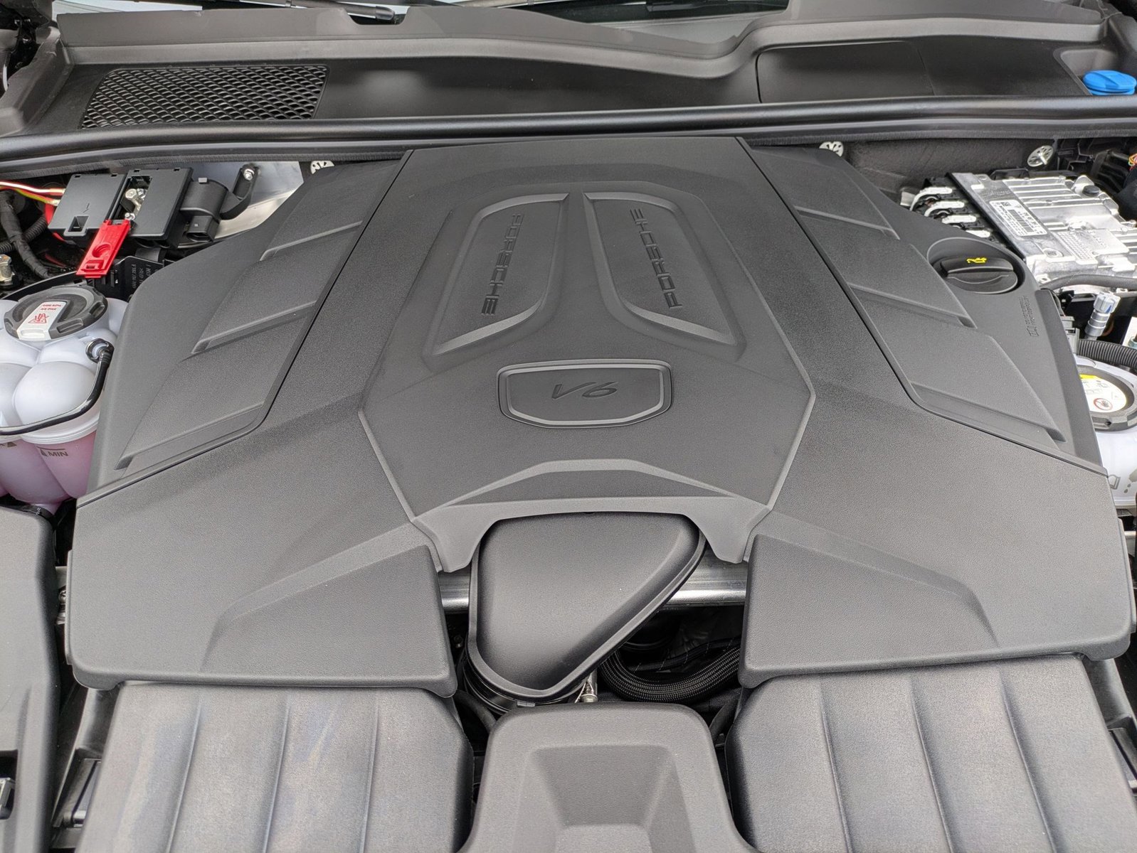 New 2026 Porsche Cayenne E-Hybrid image 27