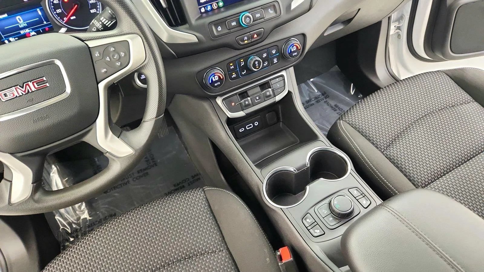 Used 2024 GMC Terrain SLE w/ Driver Convenience Package FWD image 26