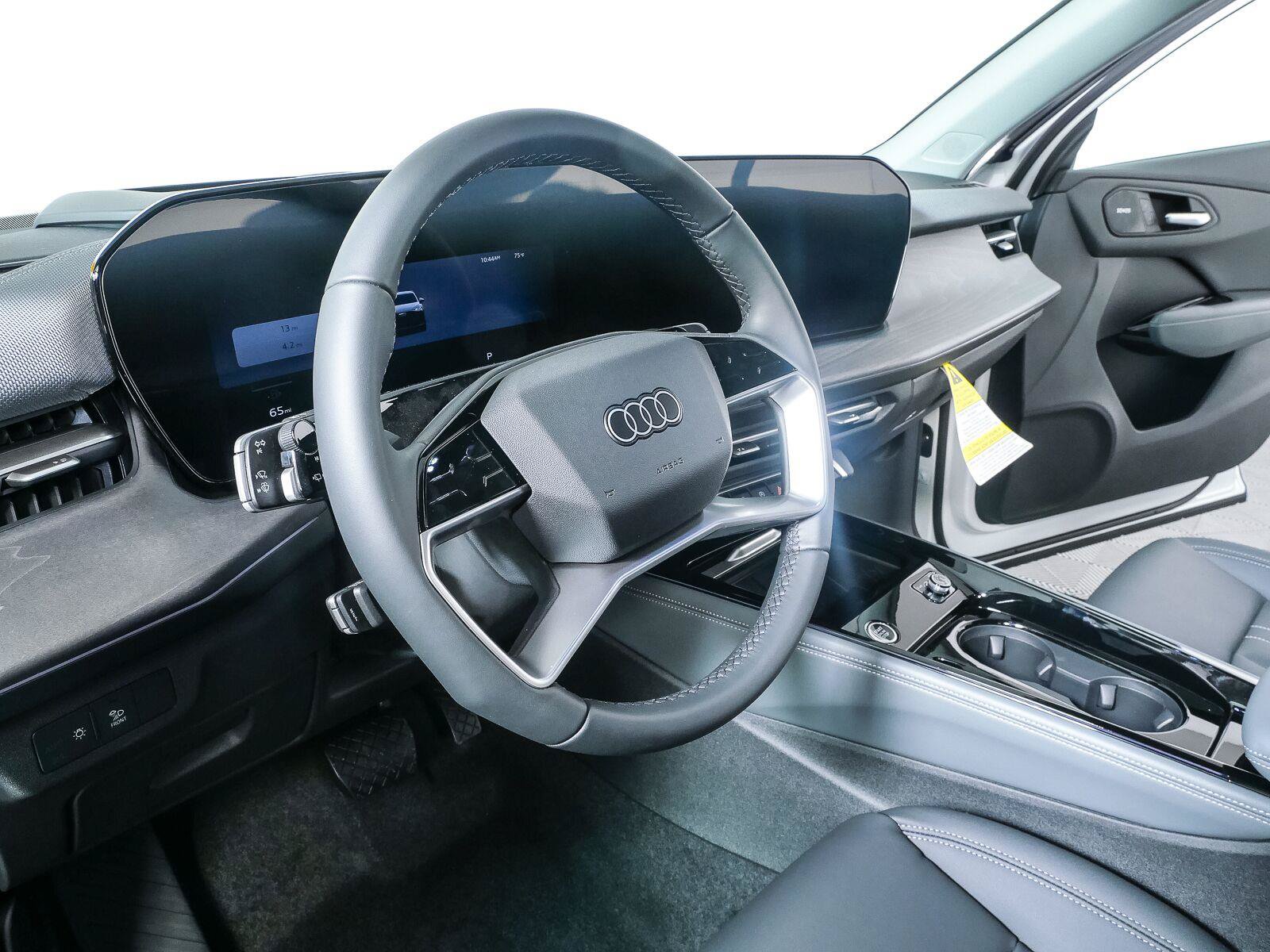 New 2026 Audi Q3 quattro 2.0T AWD/4WD image 4