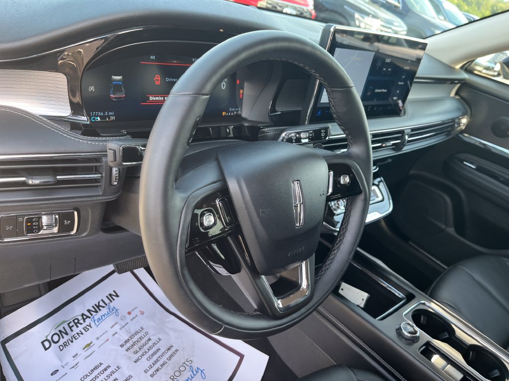 Used 2024 Lincoln Corsair AWD w/ Equipment Group 101A image 14