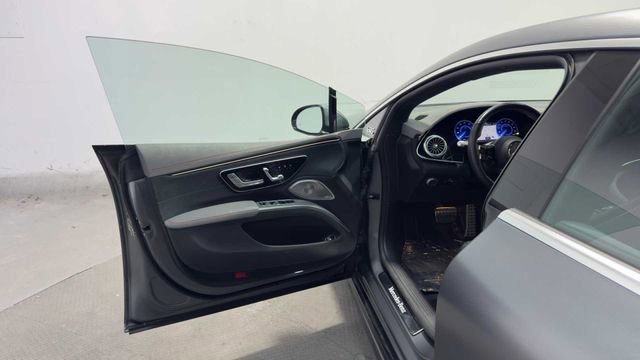 Used 2022 Mercedes-Benz EQS 580 4MATIC Sedan image 10