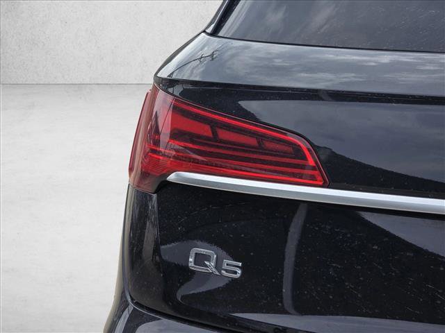 Certified 2023 Audi Q5 2.0T Premium w/ Convenience Package image 11