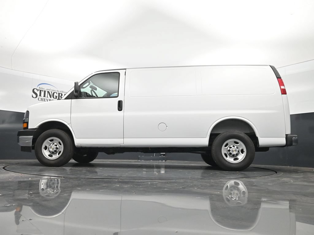 Certified 2025 Chevrolet Express 2500 w/ Driver Convenience Package RWD image 29