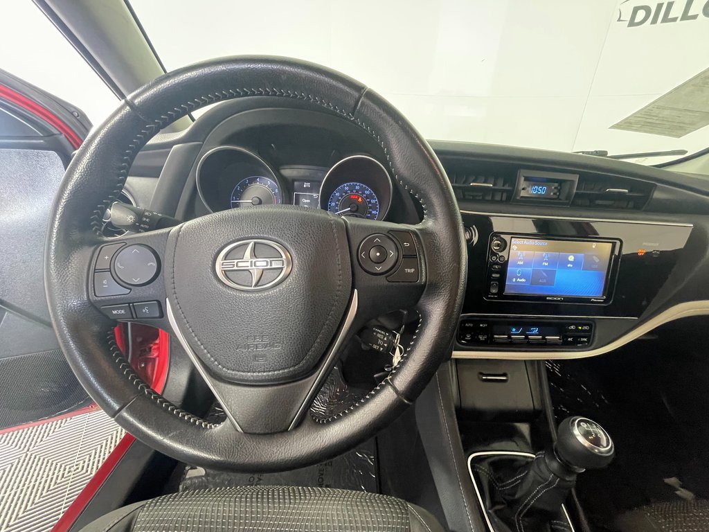 Used 2016 Scion iM Base image 15