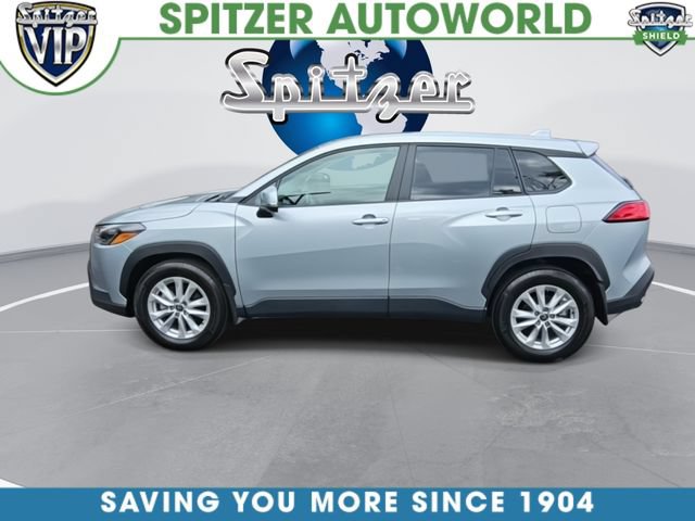 Used 2024 Toyota Corolla Cross LE AWD/4WD image 5