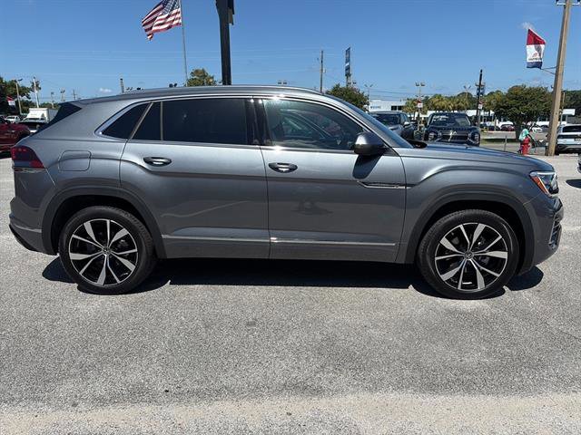 New 2025 Volkswagen Atlas Cross Sport SEL Premium R-Line image 7