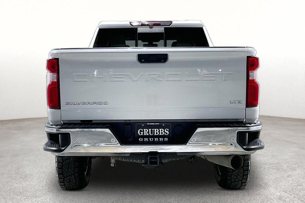 Used 2022 Chevrolet Silverado 2500 LTZ w/ LTZ Plus Package AWD/4WD image 5