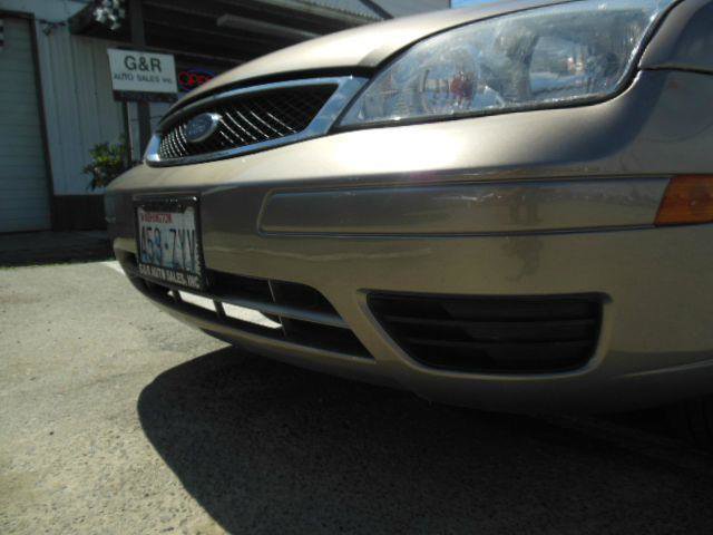 Used 2005 Ford Focus SE image 18