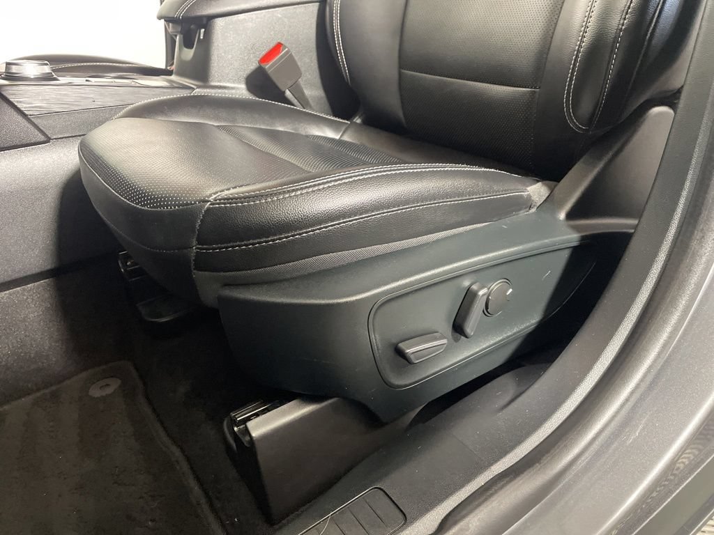 Used 2022 Ford Escape SEL w/ Technology Package AWD/4WD image 11