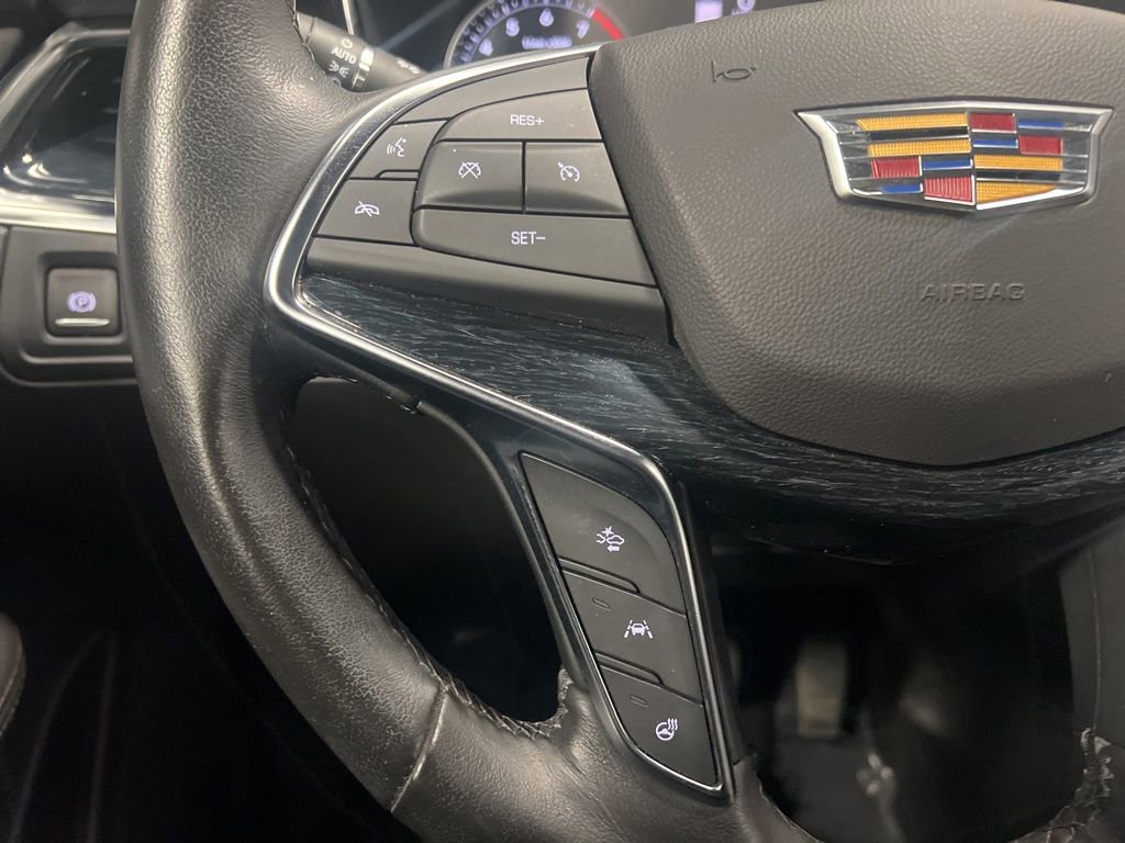 Used 2024 Cadillac XT5 Premium Luxury image 16