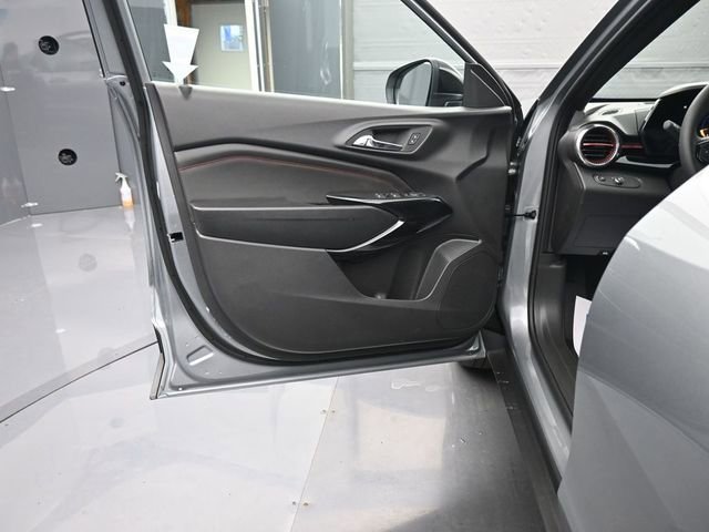 New 2026 Chevrolet Trax RS w/ Driver Confidence Package image 10