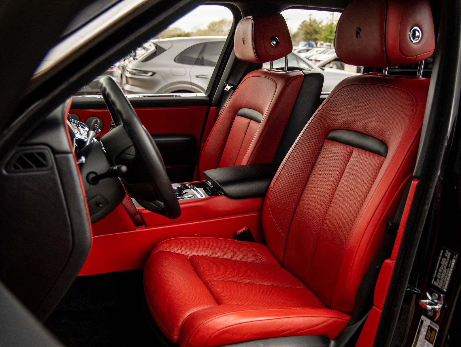 Certified 2021 Rolls-Royce Cullinan image 25